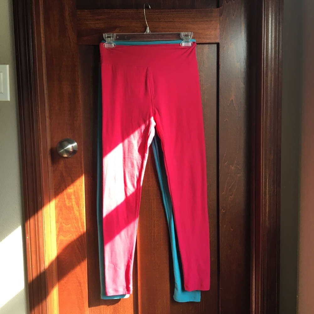 2 pairs of Lularoe leggings